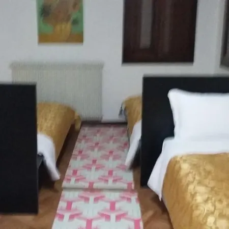 Venice Guesthouse *